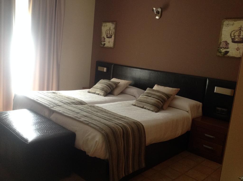 Hotel Casa Tejedor Las Almunias Extérieur photo